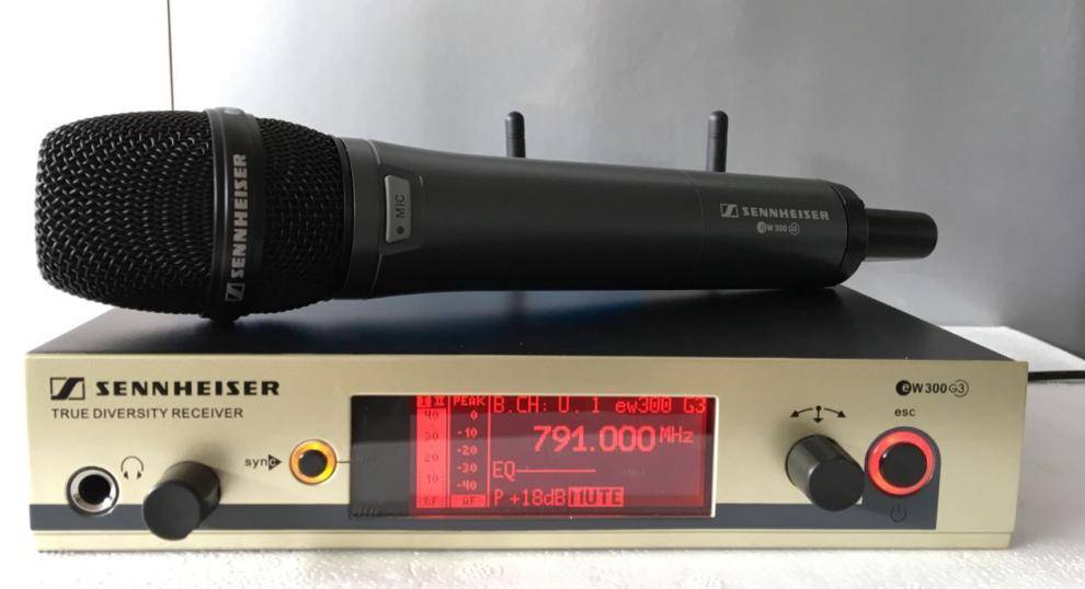 Микрофон Sennheiser EW300